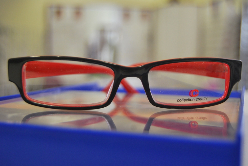 opticien-LA TRINITE-min_view-sight-lens-frame-optics-spectacles-1141012-pxhere.com